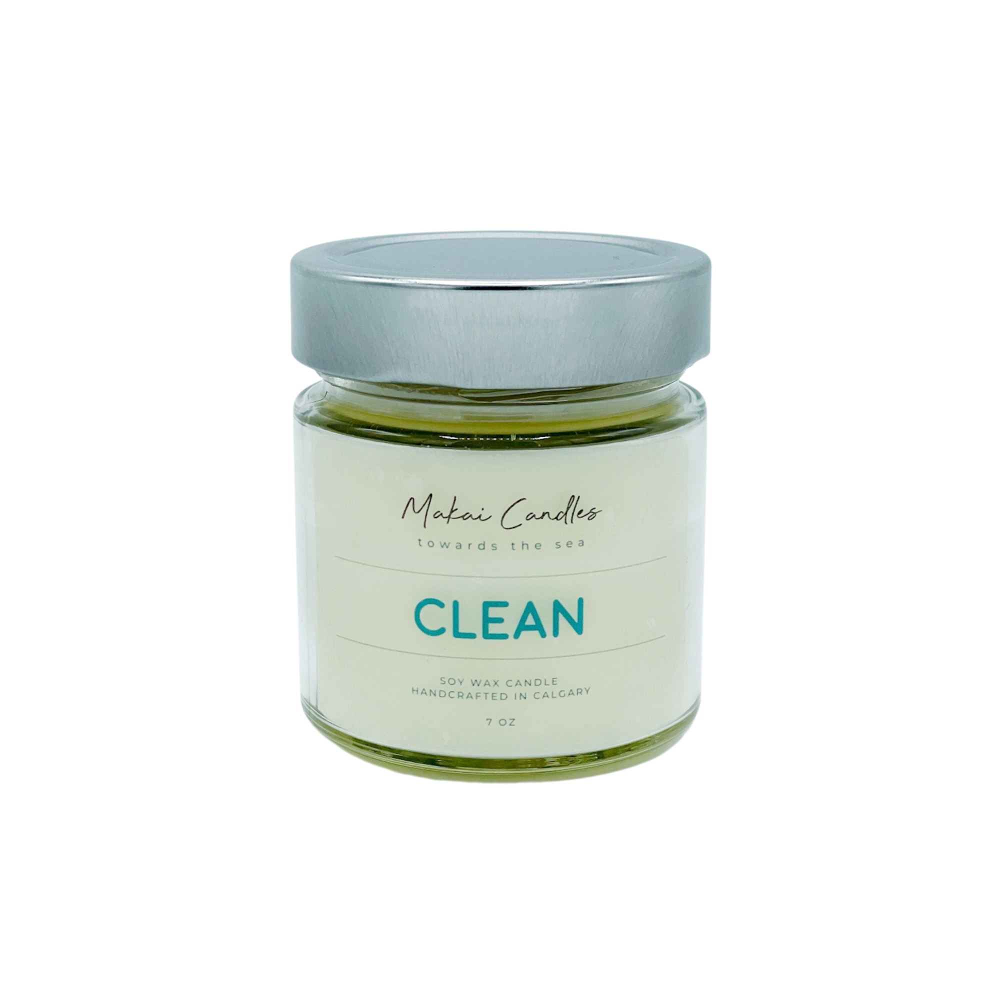 Clean soy wax candle made of ocean mist, sea grass, agave nectar and coconut milk. This is a fresh smelling candle. 